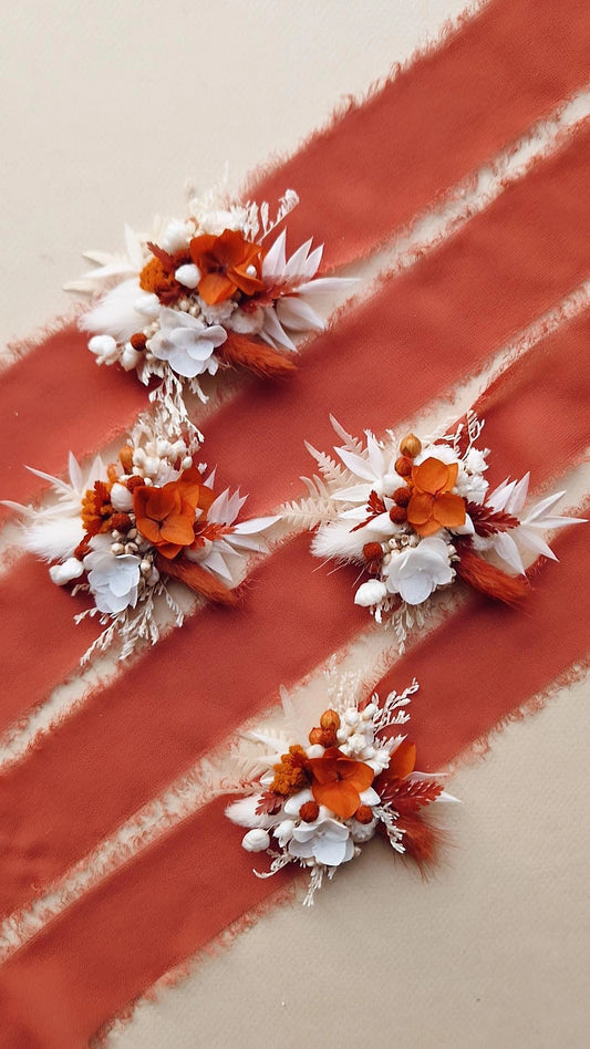 bracelet-ruban-mariage-fleuri.jpg